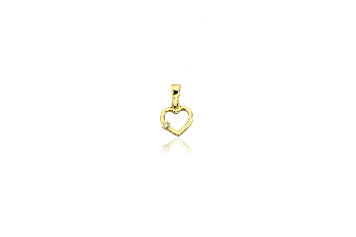 Raya 14K Gold Tiny Heart Pendant